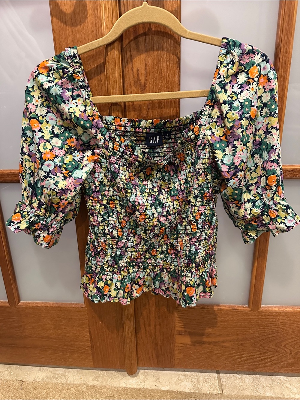 GAP Floral Smocked Puff-Sleeve Top - Green Multi-Color - Picture 3 of 8